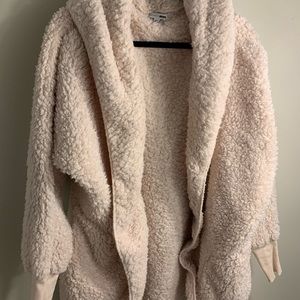 Super warm and cozy Sherpa